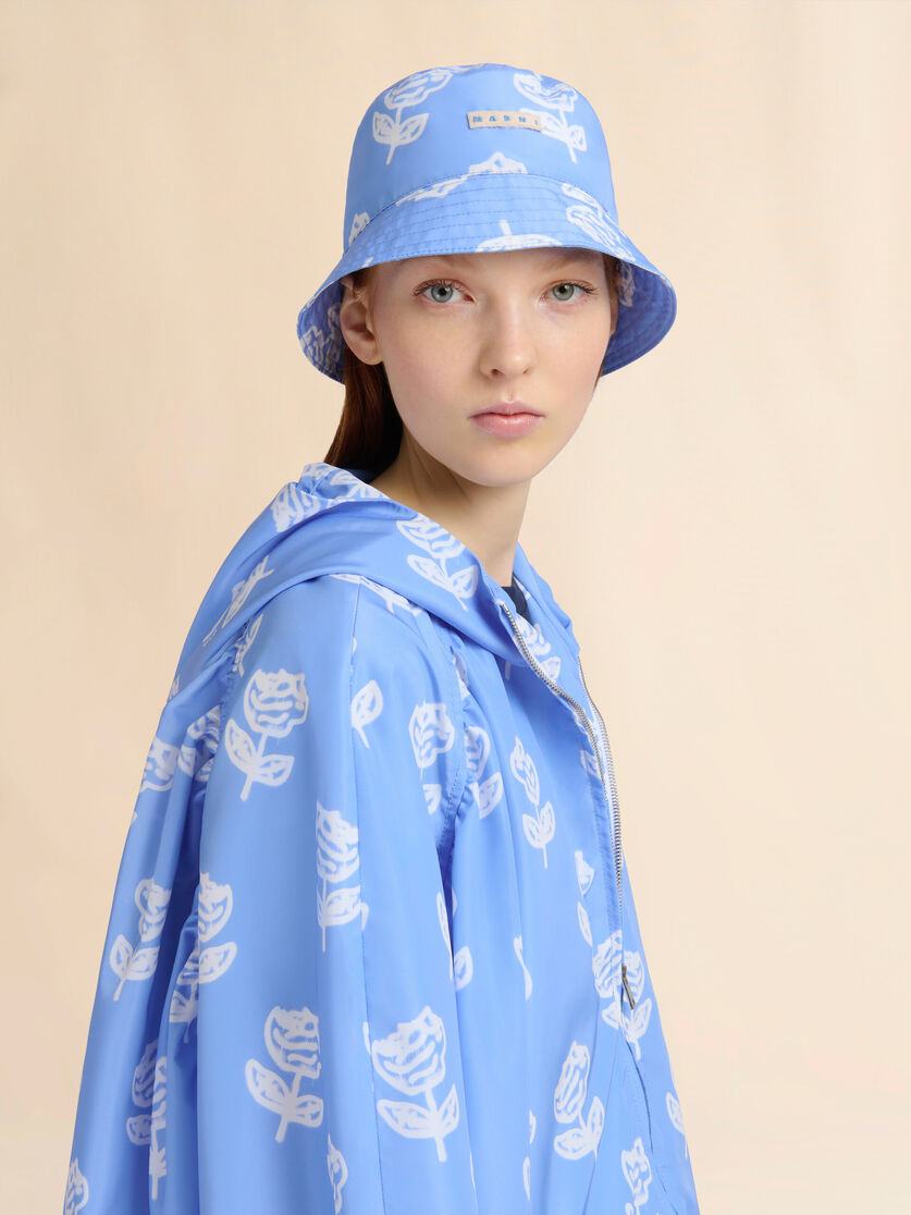 WOMEN - Bob en taffetas bleu clair avec imprimé Sprayed Roses - Marni