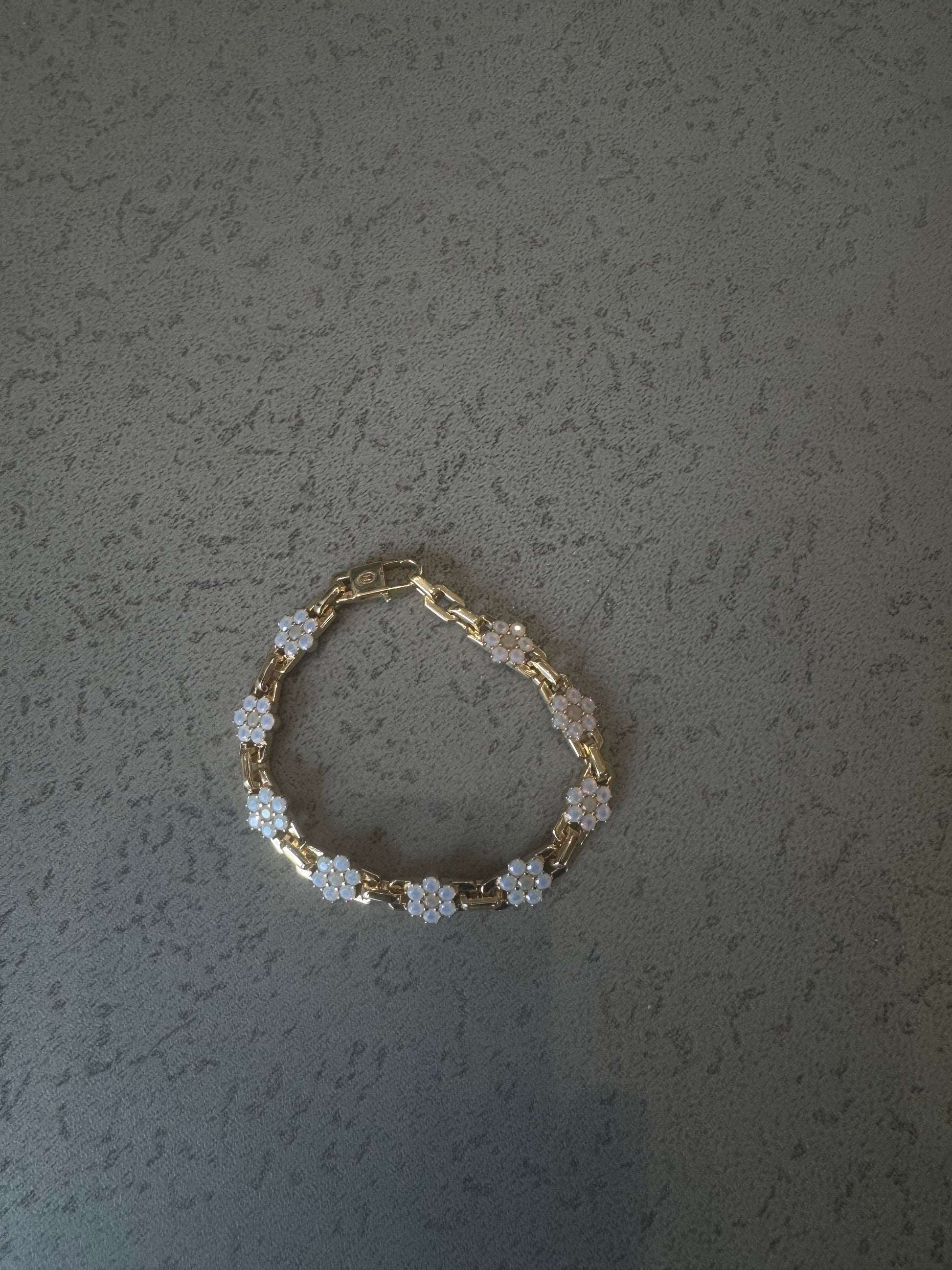 Daisy Bracelet Gold/Pink - Hatton Labs